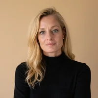 Sidra Larson, coach and author