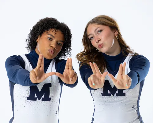 High school cheerleader media day portrait, Treasure Valley Idaho