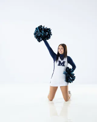 High school cheerleader media day portrait, Treasure Valley Idaho