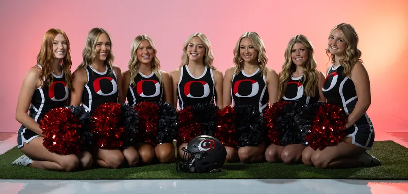 High school cheerleader media day portrait, Treasure Valley Idaho